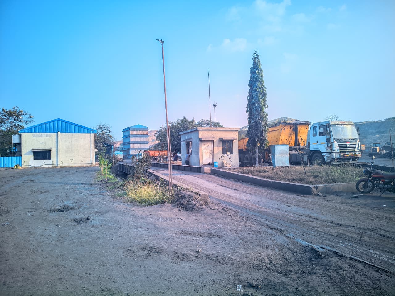 Washery plant entrance and infrastructure buildings of Rukhmai Infrastructures, Gondegaon